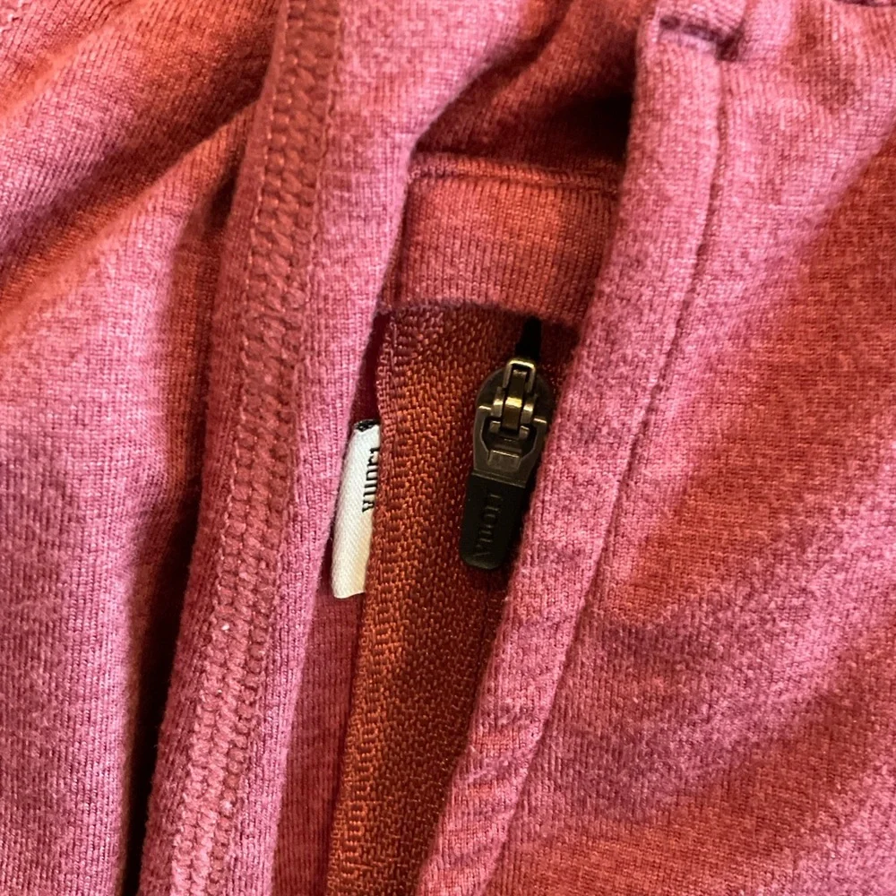 Vuori Women's Halo Performance Casual Shorts - Picture 3 of 4